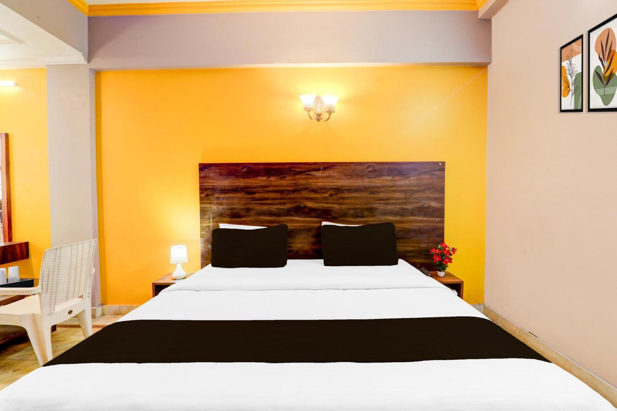 Super Hotel O Insaf Nagar Munshipuliya Formerly Vibrant Chinhat Esterno foto
